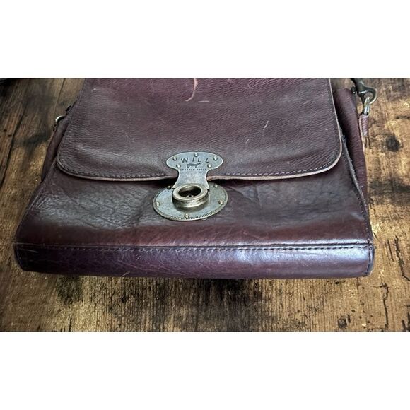 WILL LEATHER GOODS "Jacques" Burnished Cognac Leather Crossbody/ Messenger Bag - Picture 7 of 11